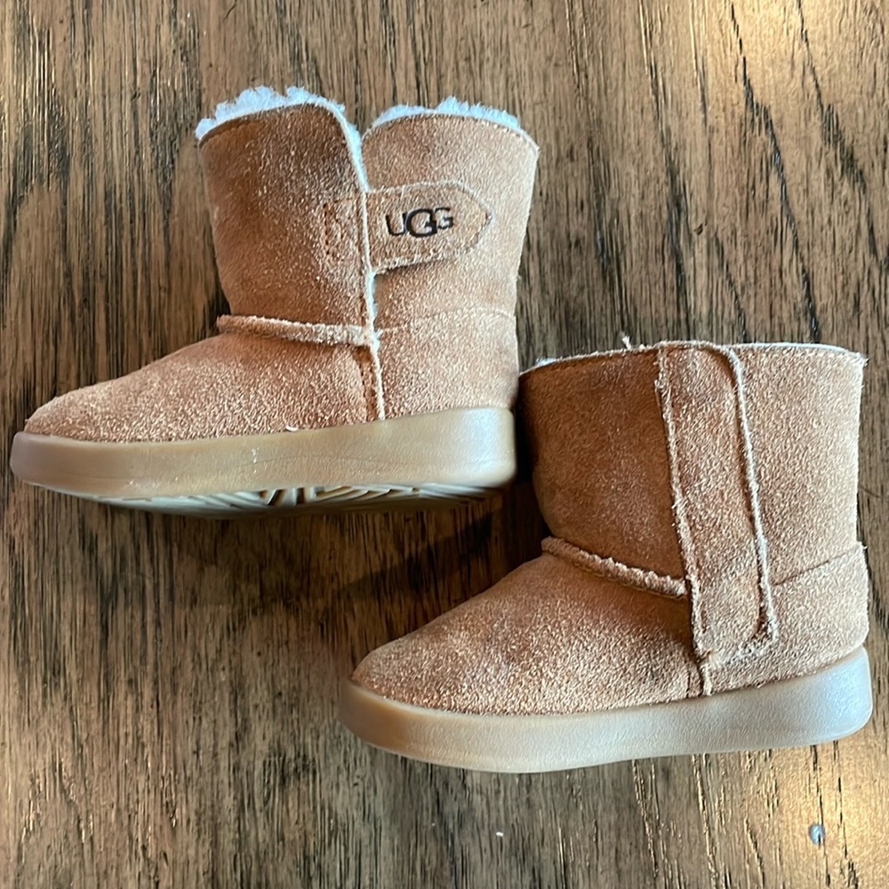 UGG Keelan Baby Boot size 4/5 chestnut brown